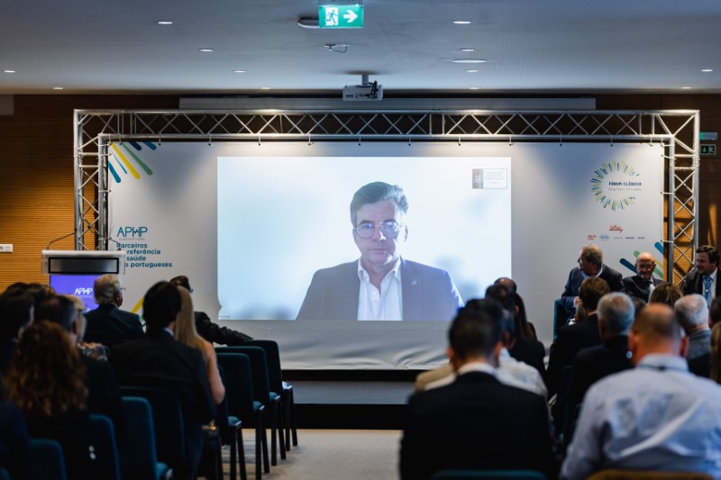 home - 1º forum clinico-147 (APHP)